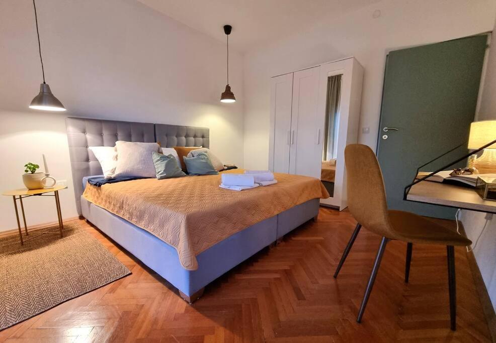 Chi Chi Apartman Póla Kültér fotó